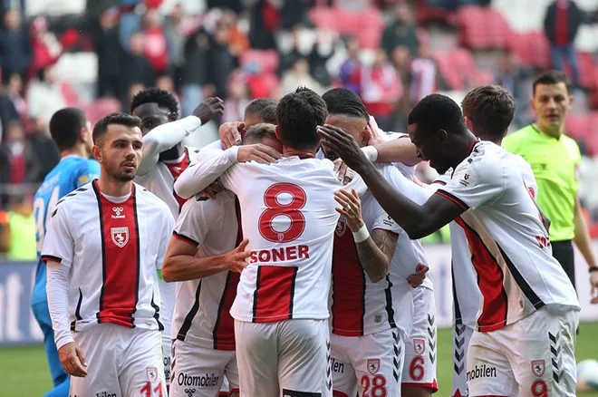 Samsunspor Hatayspor Maçı: Tarih, İstatistikler ve Canlı İzleme Rehberi 2024
